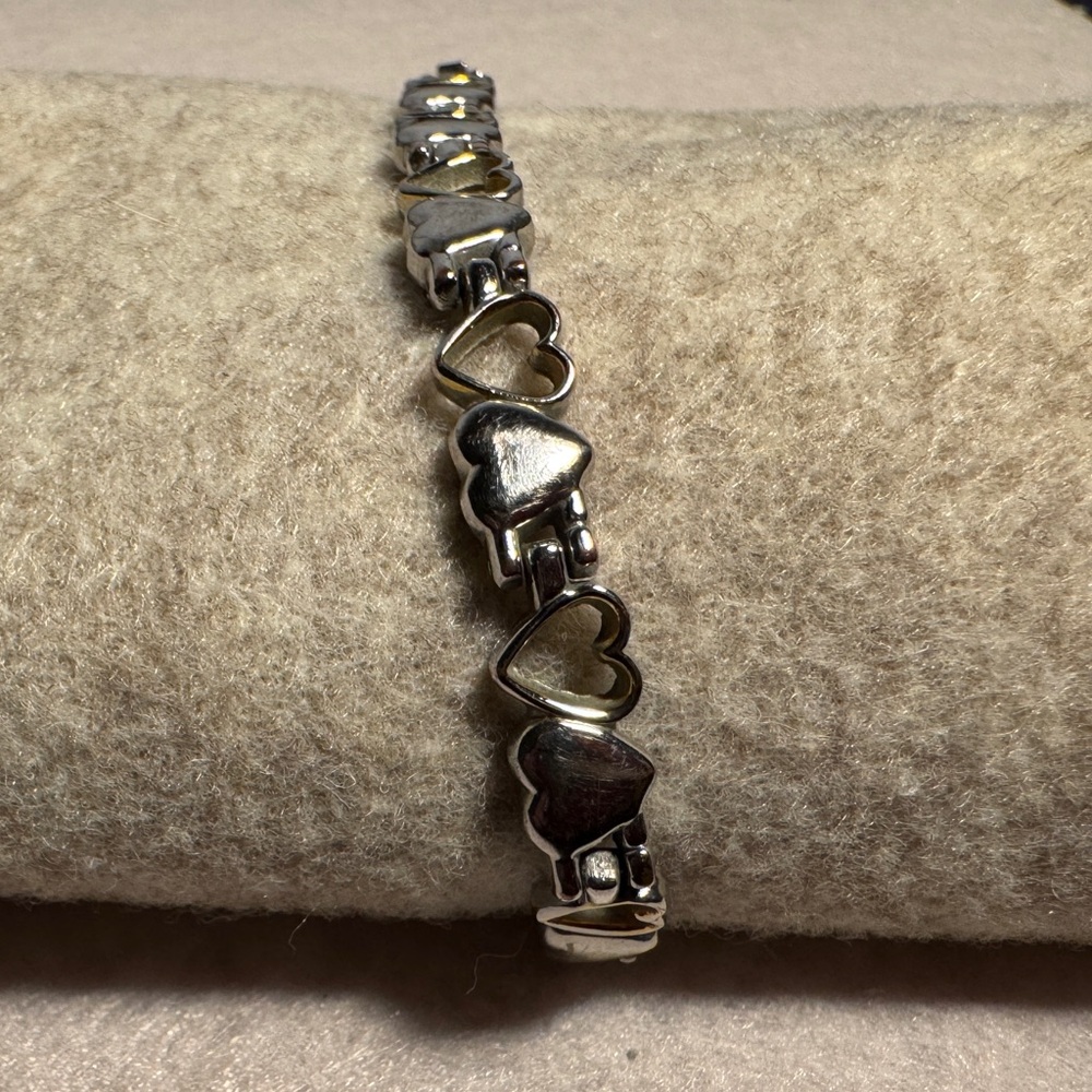 Silver Heart Women’s Bracelet